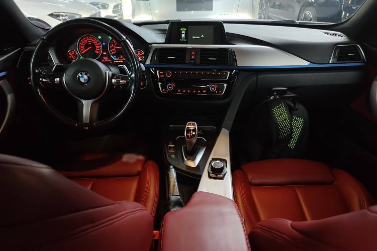Used BMW 4 Series 2017 425i Gran Coupe Leading Model with M Sport Package Interior 2
