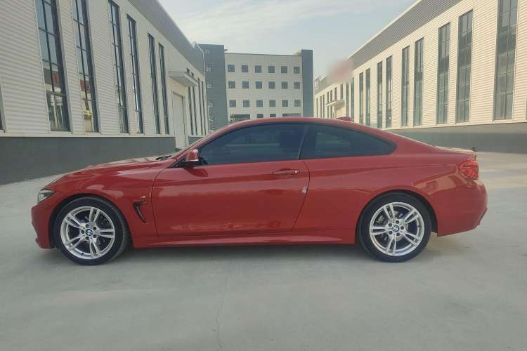 Used BMW 4 Series 2017 425i M Sport Package Exterior 5