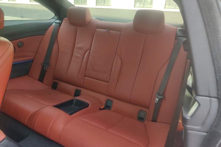 Used BMW 4 Series 2017 425i M Sport Package Interior 1