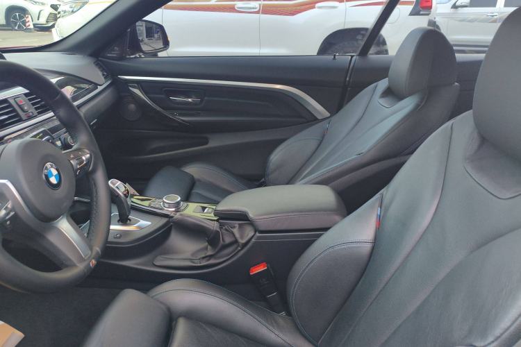 Used BMW 4 Series 2017 425i Convertible M Sport Package Left Front Seat