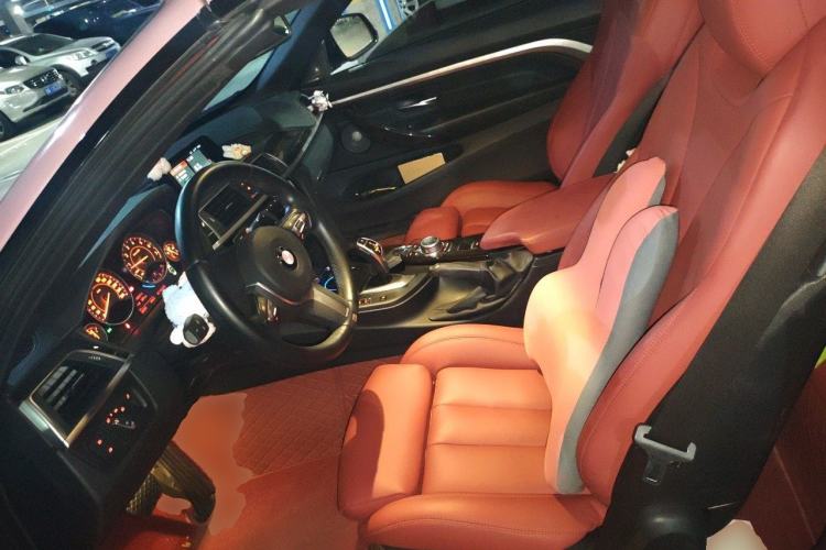 Used BMW 4 Series 2017 425i Convertible M Sport Package Left Front Seat