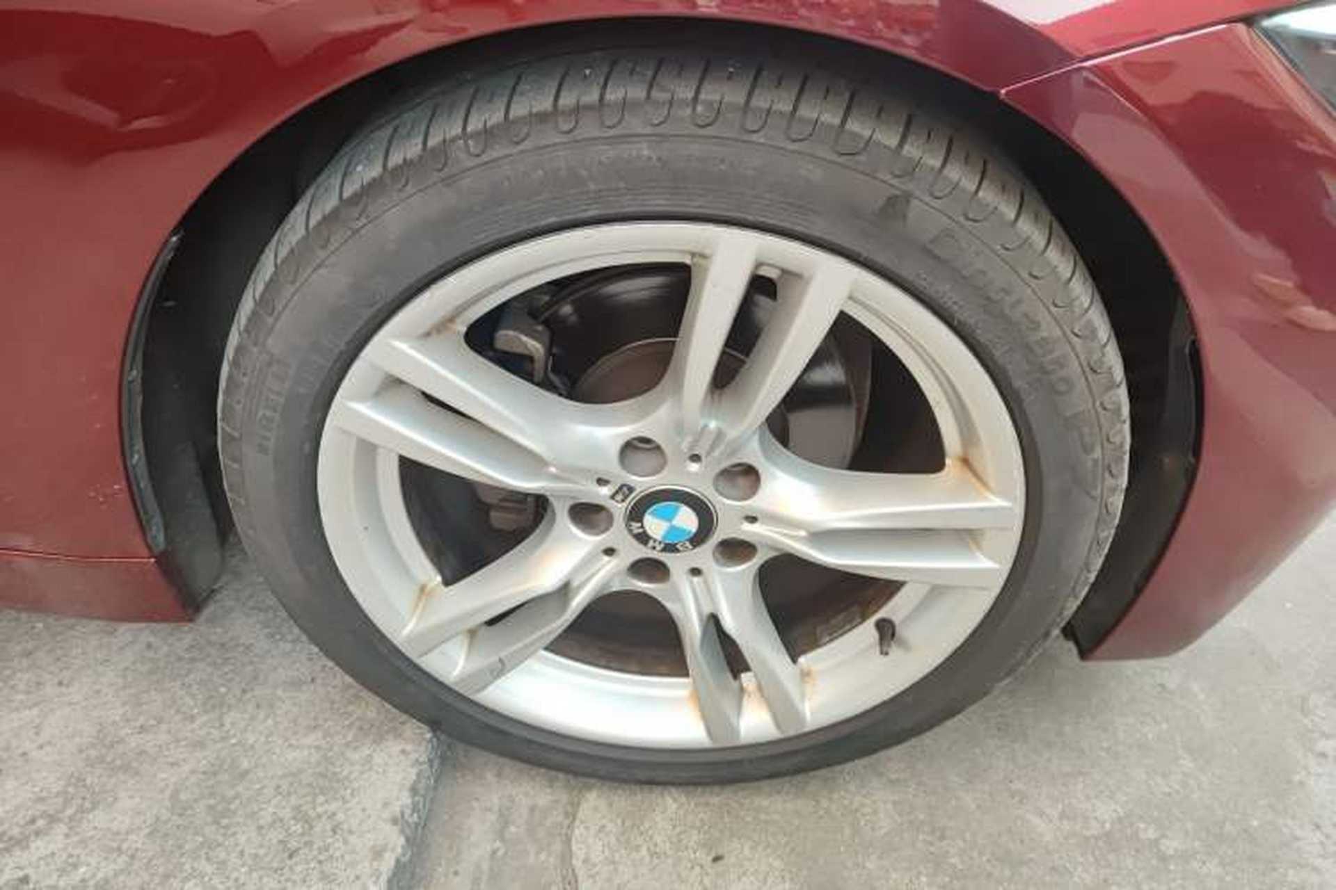 Used BMW 4 Series 2017 425i Convertible M Sport Package Right Front Wheel Hub