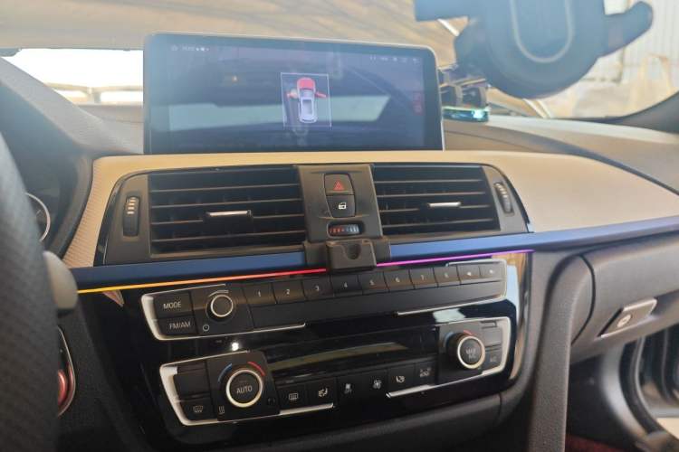Used BMW 4 Series 2017 425i Gran Coupe Leading Model with M Sport Package Audio And AC Panel
