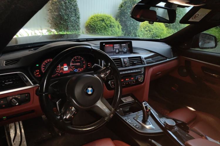 Used BMW 4 Series 2017 430i M Sport Package Center Console