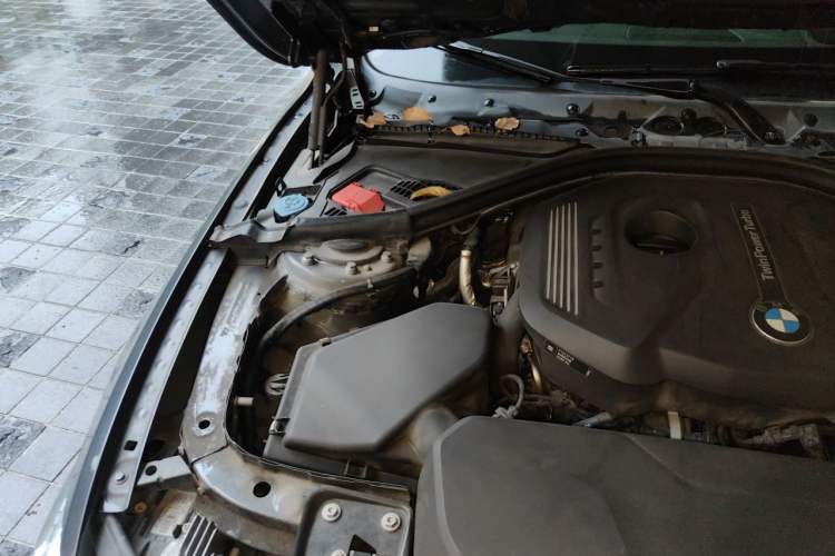 Used BMW 4 Series 2017 430i M Sport Package Engine Bay Right
