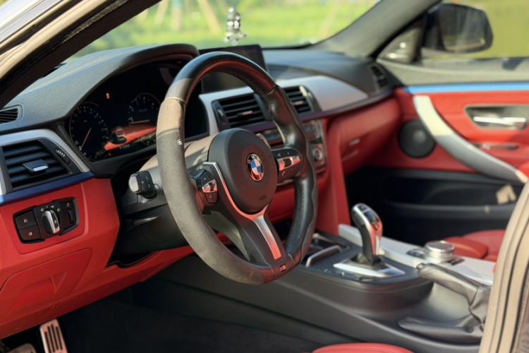 Used BMW 4 Series 2017 425i Gran Coupe Luxury M Sport Package Interior 11