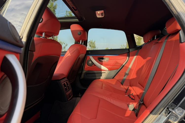 Used BMW 4 Series 2017 425i Gran Coupe Luxury M Sport Package Interior 12
