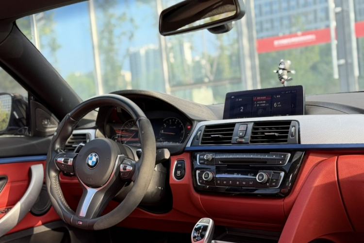 Used BMW 4 Series 2017 425i Gran Coupe Luxury M Sport Package Interior 3