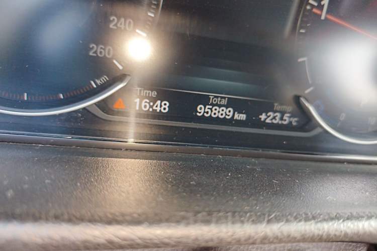 Used BMW 4 Series 2017 430i M Sport Package Odometer Close Up