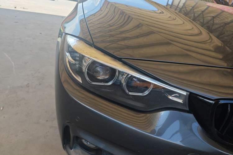 Used BMW 4 Series 2017 425i Gran Coupe Leading Model with M Sport Package Right Front Headlight