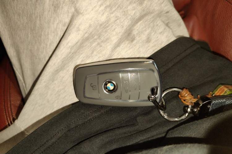 Used BMW 4 Series 2017 430i M Sport Package Vehicle Key