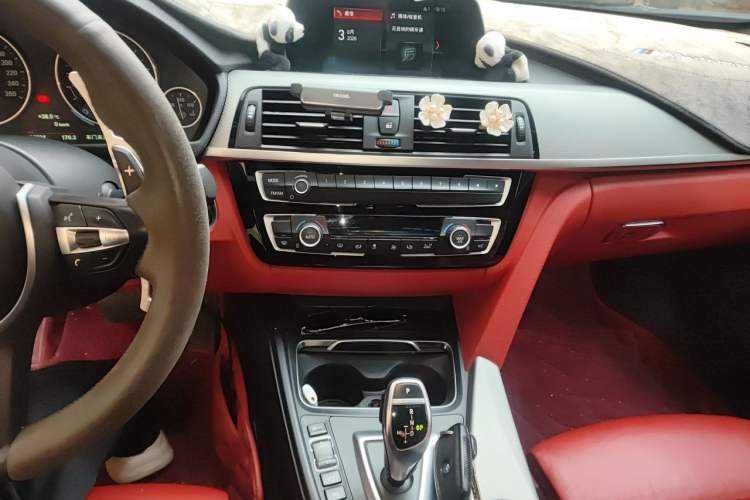 Used BMW 4 Series 2017 425i M Sport Package Audio And AC Panel