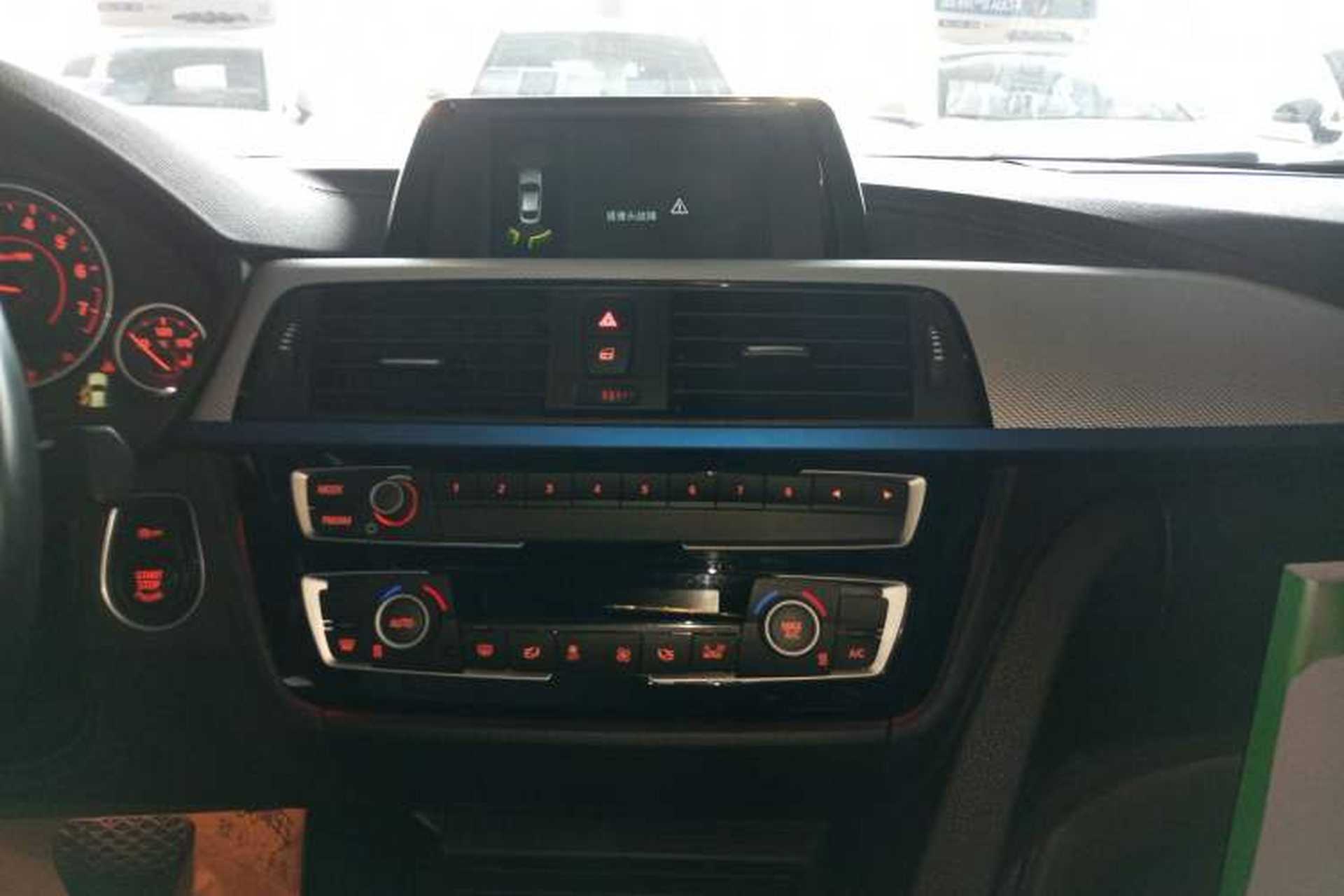 Used BMW 4 Series 2017 425i Gran Coupe Leading Model with M Sport Package Audio And AC Panel