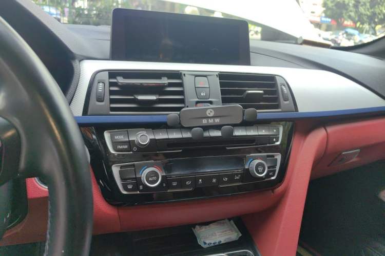 Used BMW 4 Series 2017 425i Convertible M Sport Package Audio And AC Panel