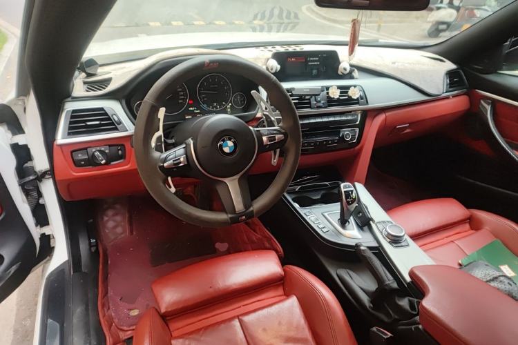 Used BMW 4 Series 2017 425i M Sport Package Center Console