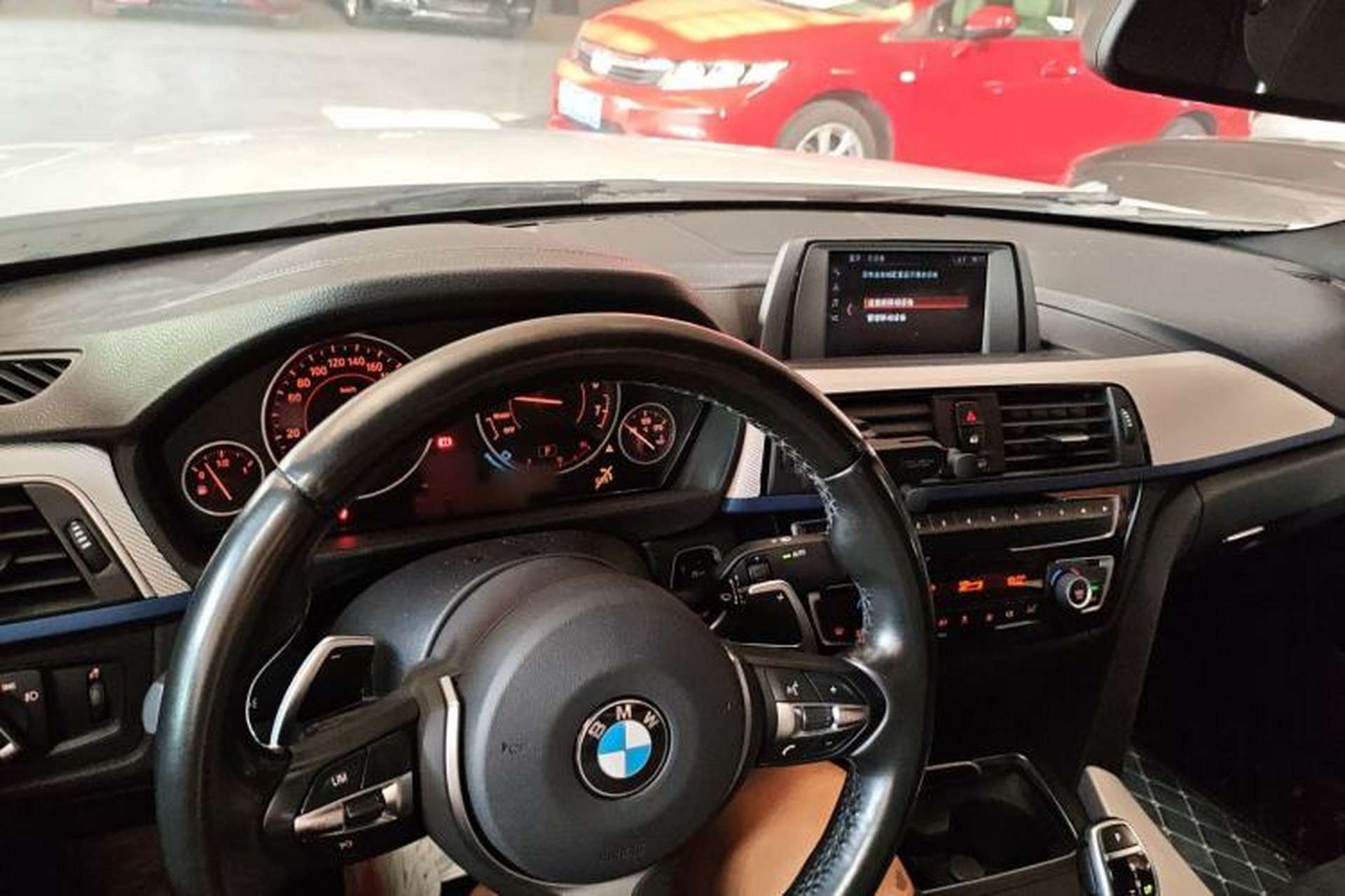 Used BMW 4 Series 2017 425i Gran Coupe Leading Model with M Sport Package Center Console
