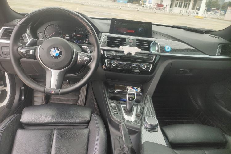 Used BMW 4 Series 2017 430i M Sport Package Center Console