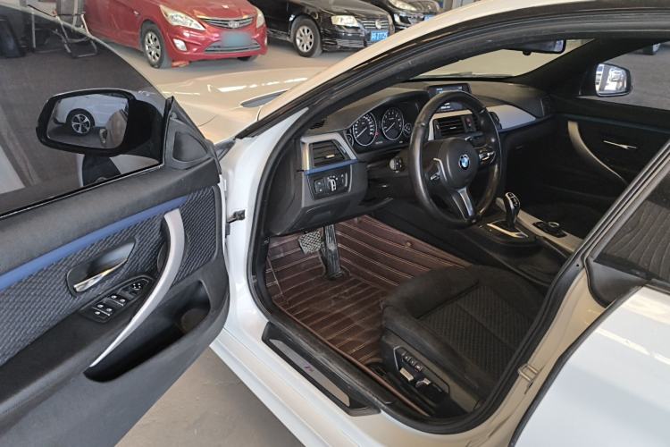 Used BMW 4 Series 2017 425i Gran Coupe Leading Model with M Sport Package Driver Seat
