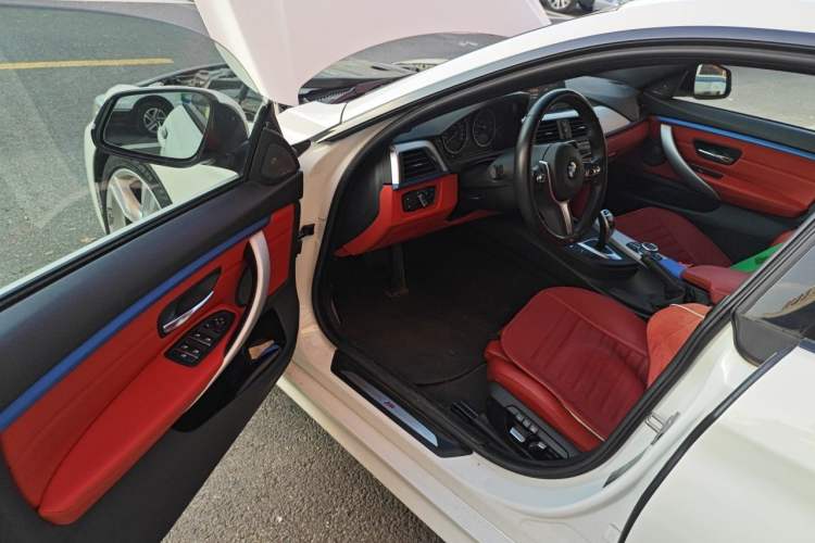 Used BMW 4 Series 2017 425i Gran Coupe Luxury M Sport Package Driver Seat