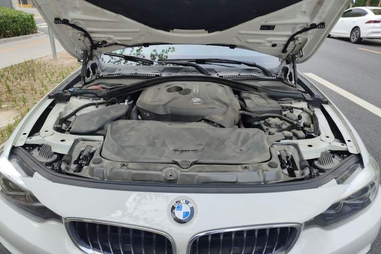 Used BMW 4 Series 2017 425i M Sport Package Engine Bay