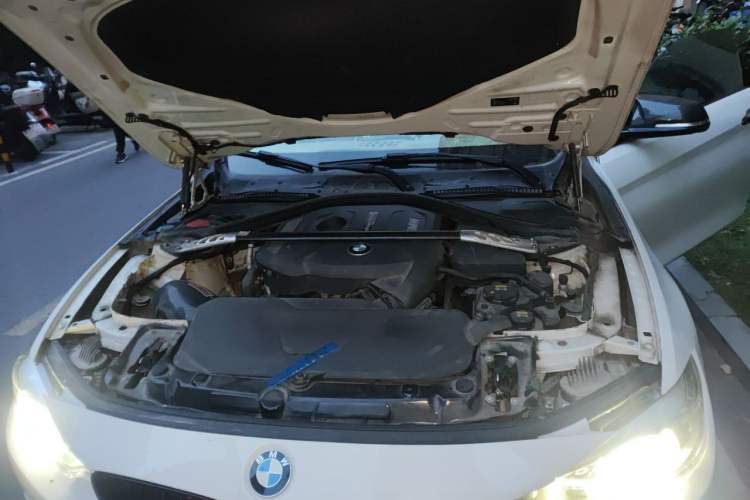 Used BMW 4 Series 2017 425i M Sport Package Engine Bay
