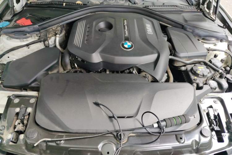 Used BMW 4 Series 2017 425i M Sport Package Engine Bay