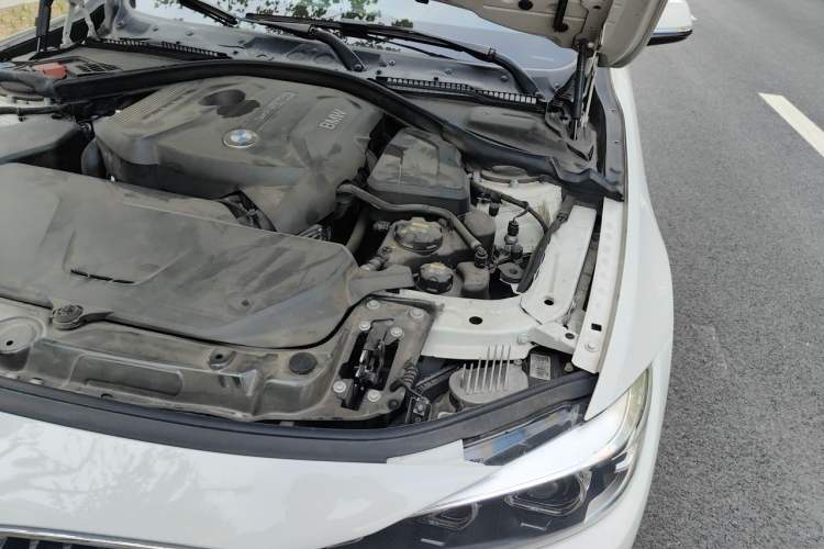 Used BMW 4 Series 2017 425i M Sport Package Engine Bay Left
