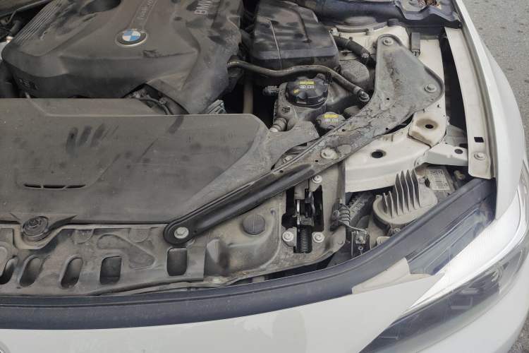 Used BMW 4 Series 2017 425i Convertible M Sport Package Engine Bay Left