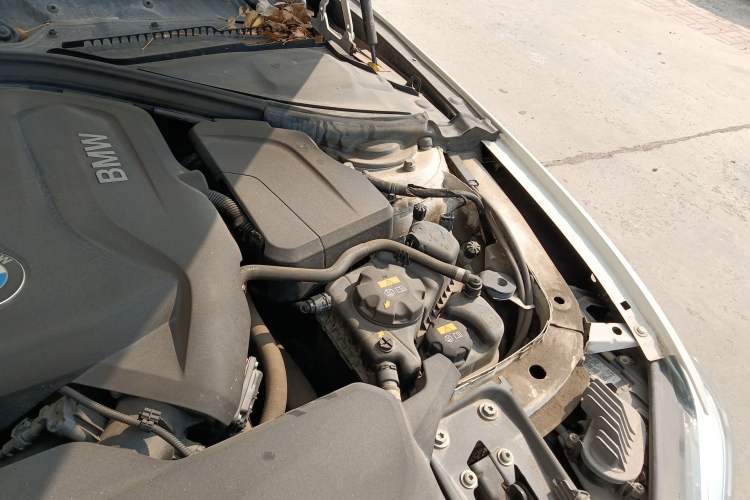 Used BMW 4 Series 2017 425i M Sport Package Engine Bay Left
