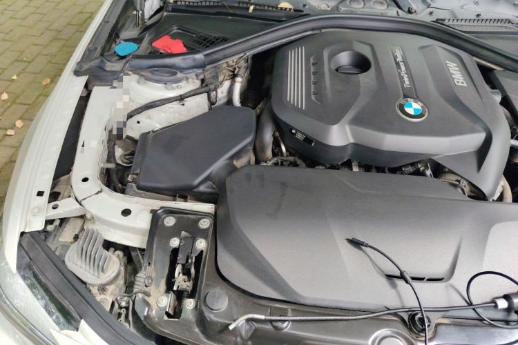 Used BMW 4 Series 2017 425i M Sport Package Engine Bay Right