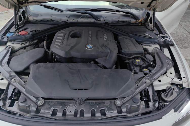 Used BMW 4 Series 2017 425i Convertible M Sport Package Engine Bay