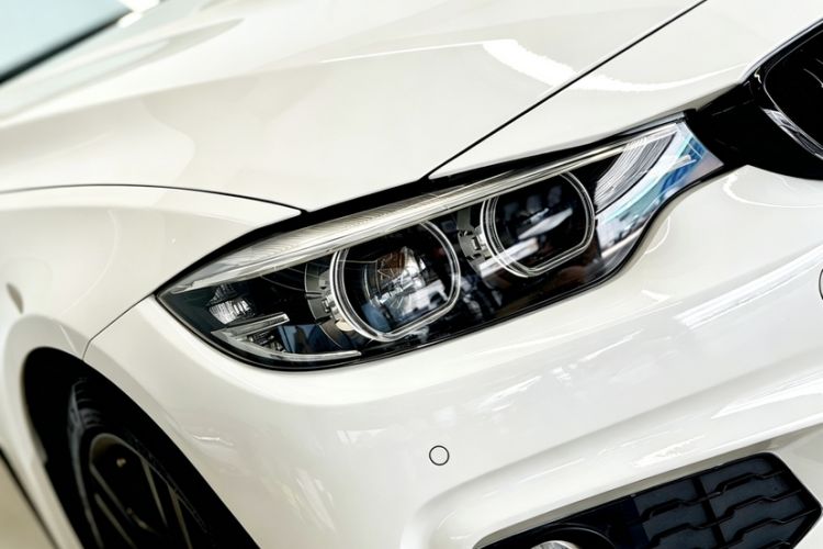 Used BMW 4 Series 2017 425i Convertible M Sport Package Exterior 1