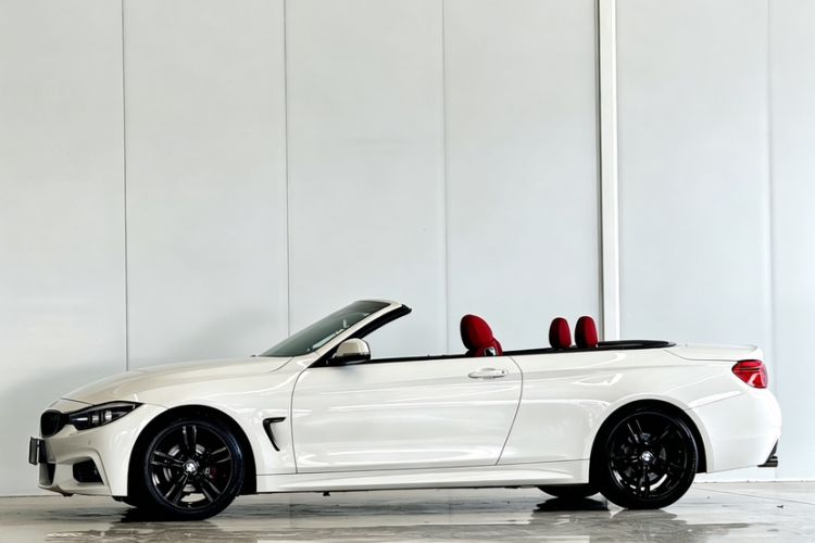 Used BMW 4 Series 2017 425i Convertible M Sport Package Exterior 12