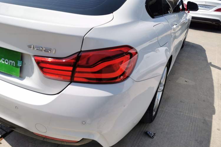 Used BMW 4 Series 2017 425i Gran Coupe Leading Model with M Sport Package Exterior 3