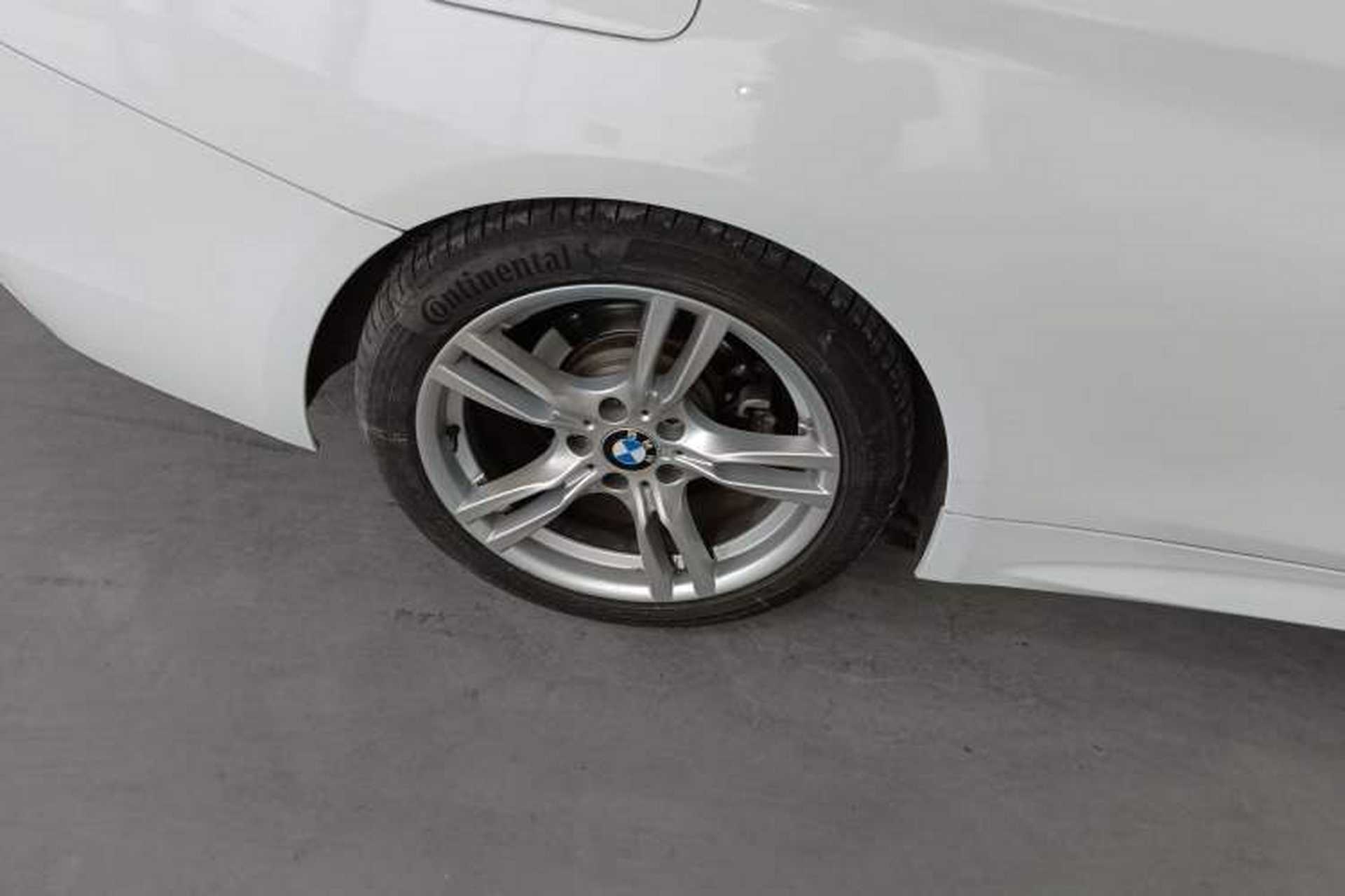 Used BMW 4 Series 2017 425i Convertible M Sport Package Exterior 3