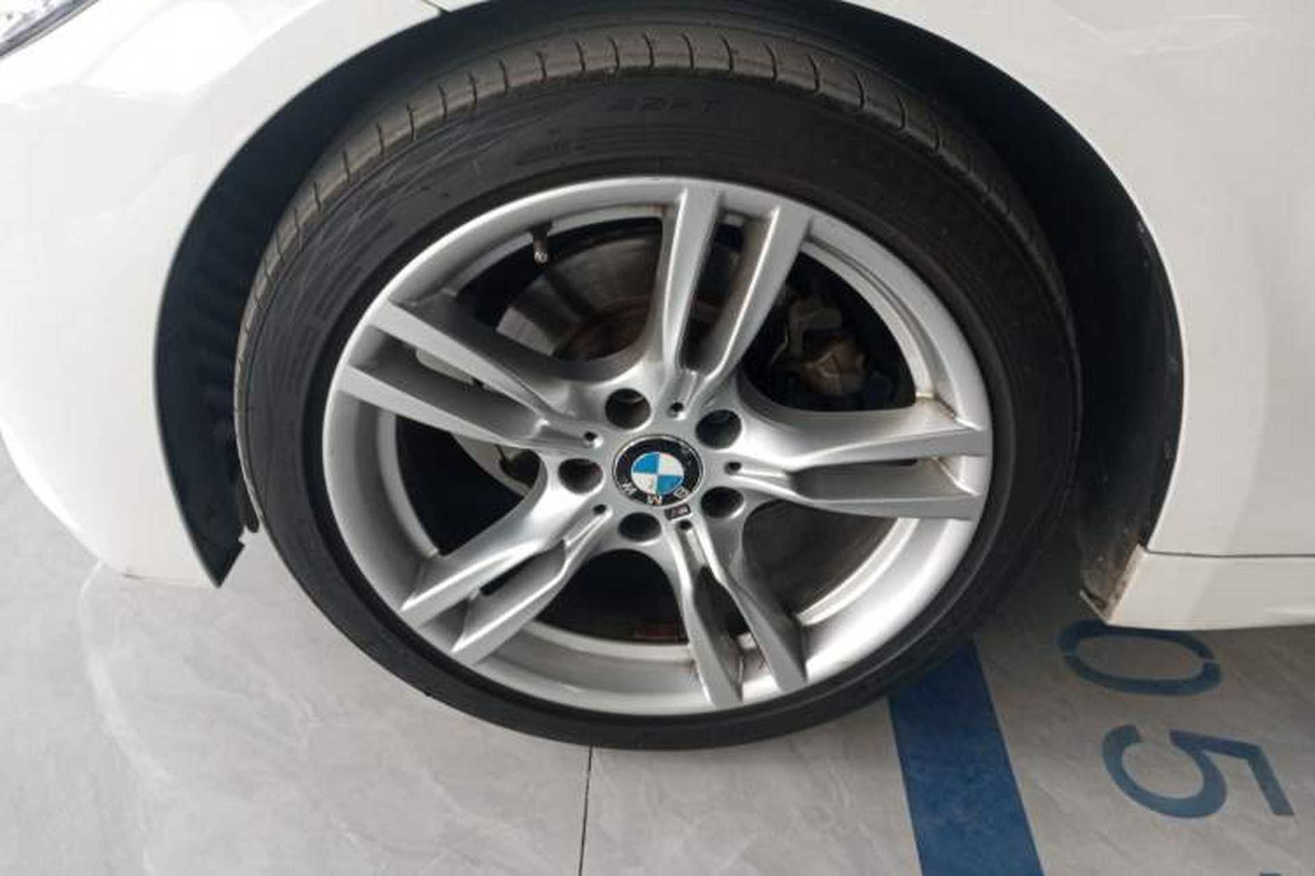Used BMW 4 Series 2017 425i Gran Coupe Leading Model with M Sport Package Exterior 4