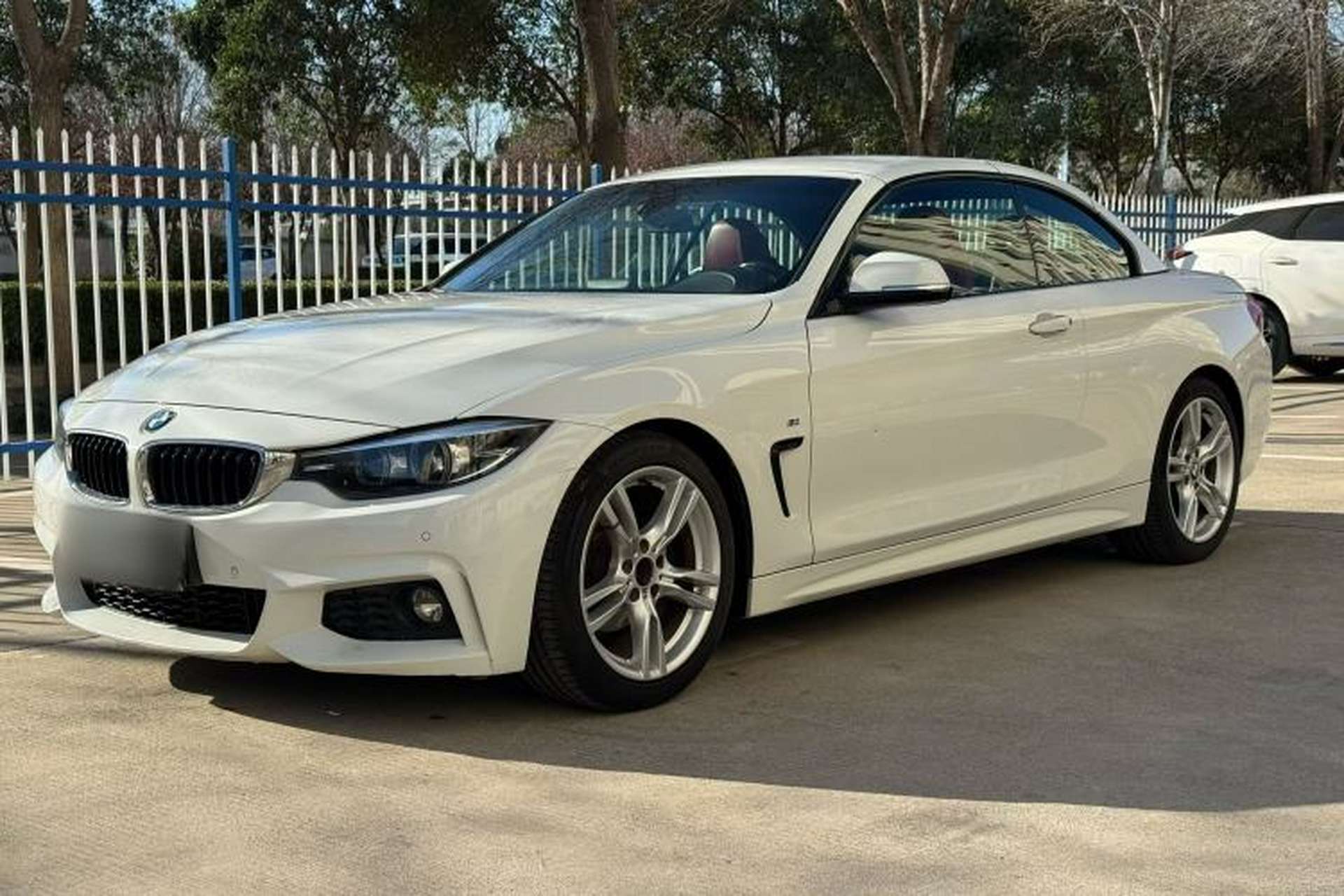 Used BMW 4 Series 2017 425i Convertible M Sport Package Exterior 4
