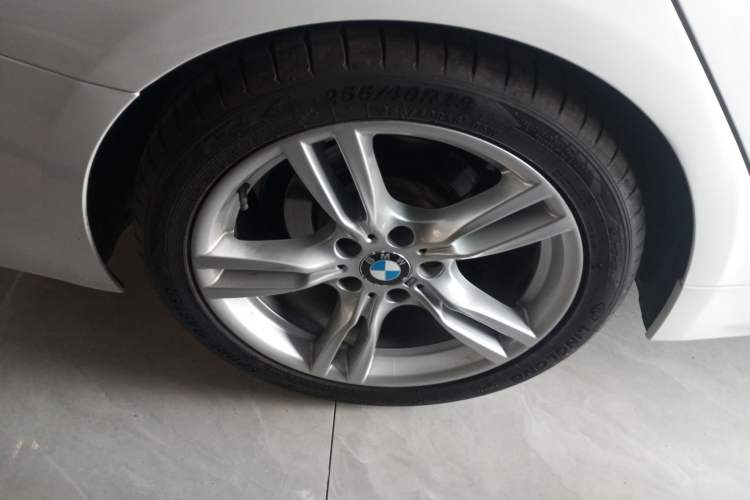 Used BMW 4 Series 2017 425i Gran Coupe Leading Model with M Sport Package Exterior 5