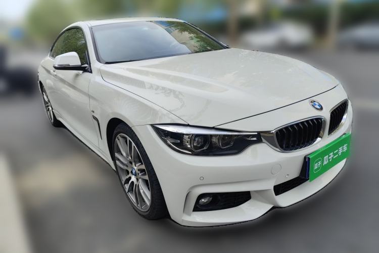 Used BMW 4 Series 2017 425i M Sport Package Front Right 45 Deg