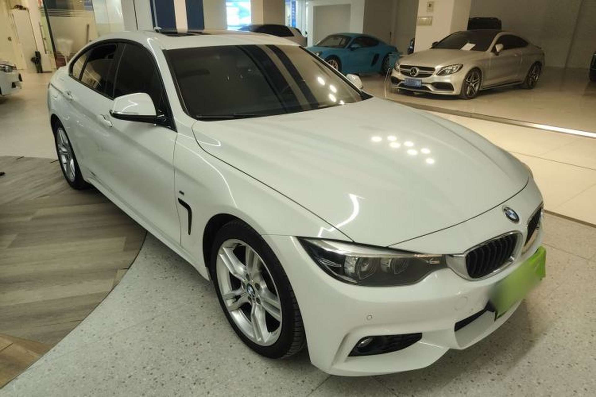Used BMW 4 Series 2017 425i Gran Coupe Leading Model with M Sport Package Front Right 45 Deg
