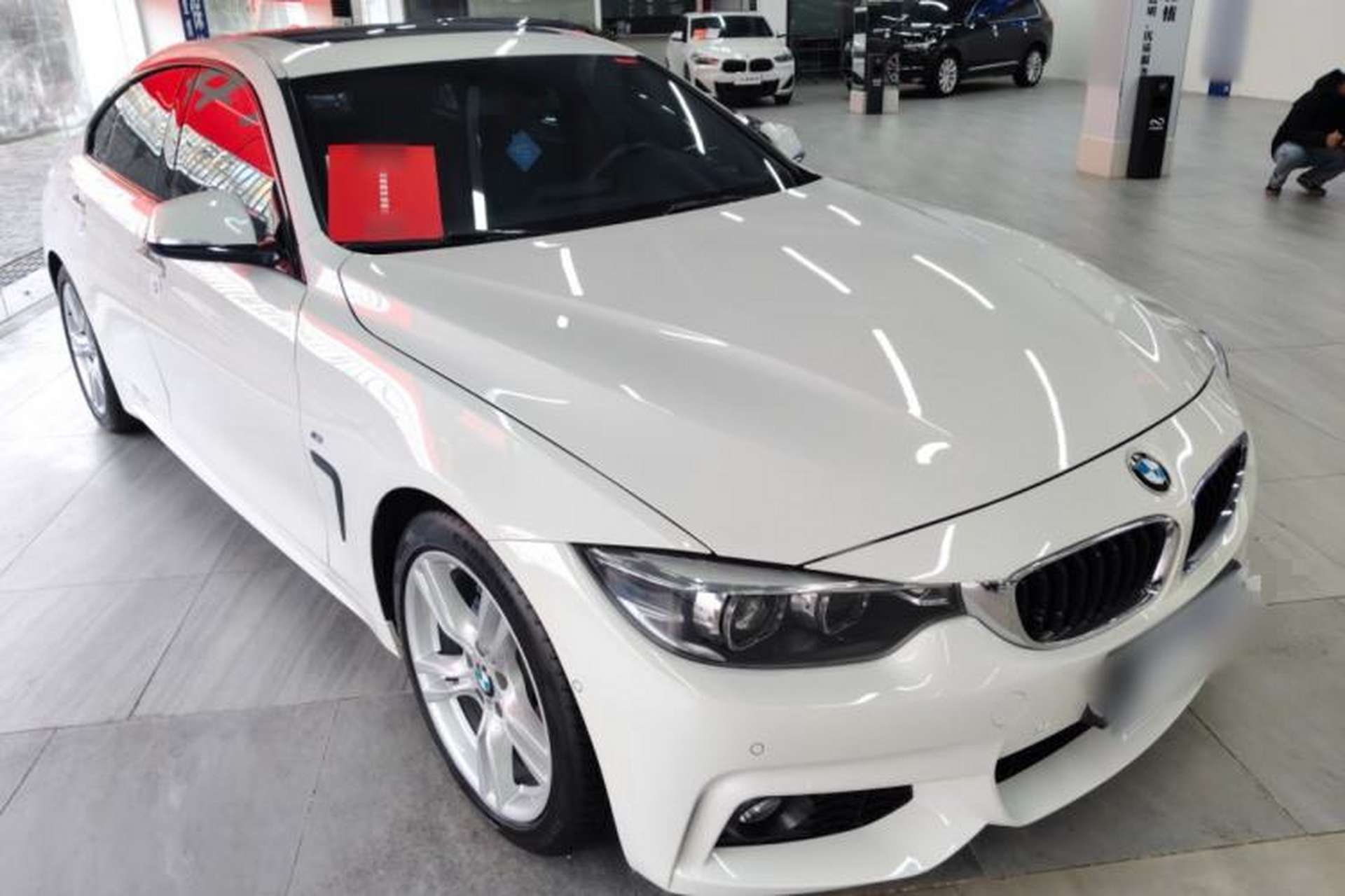Used BMW 4 Series 2017 425i Gran Coupe Leading Model with M Sport Package Front Right 45 Deg