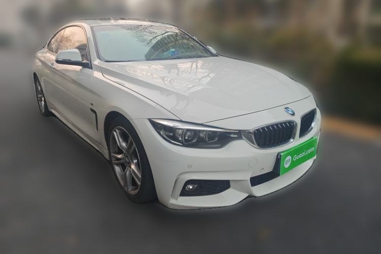 Used BMW 4 Series 2017 425i M Sport Package Front Right 45 Deg
