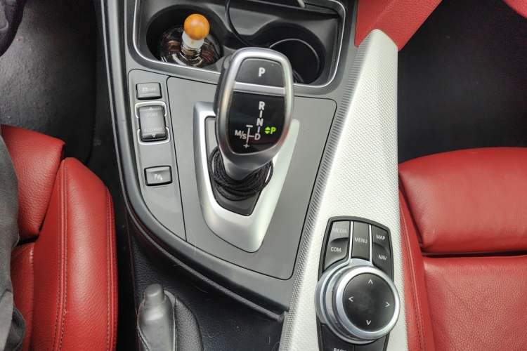 Used BMW 4 Series 2017 425i M Sport Package Gear Lever