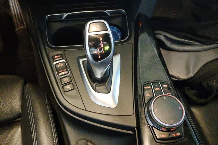 Used BMW 4 Series 2017 430i M Sport Package Gear Lever
