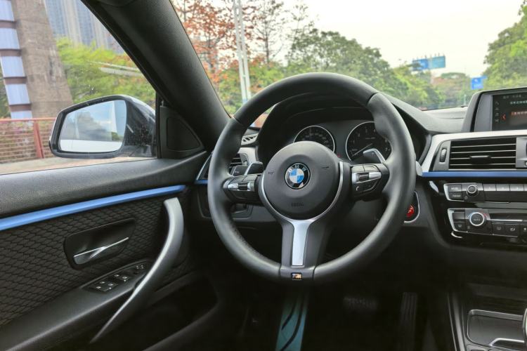 Used BMW 4 Series 2017 425i Gran Coupe Leading Model with M Sport Package Interior 6