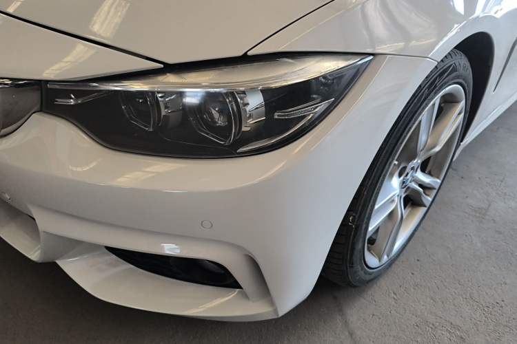 Used BMW 4 Series 2017 425i Gran Coupe Leading Model with M Sport Package Left Front Headlight