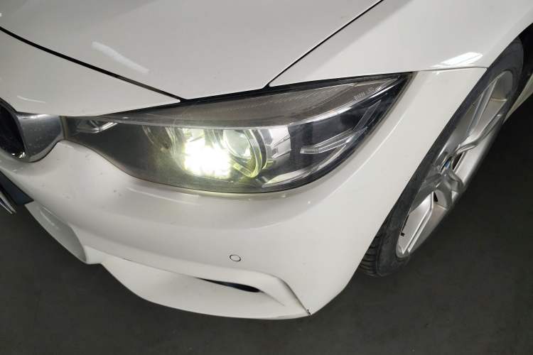 Used BMW 4 Series 2017 425i Gran Coupe Leading Model with M Sport Package Left Front Headlight