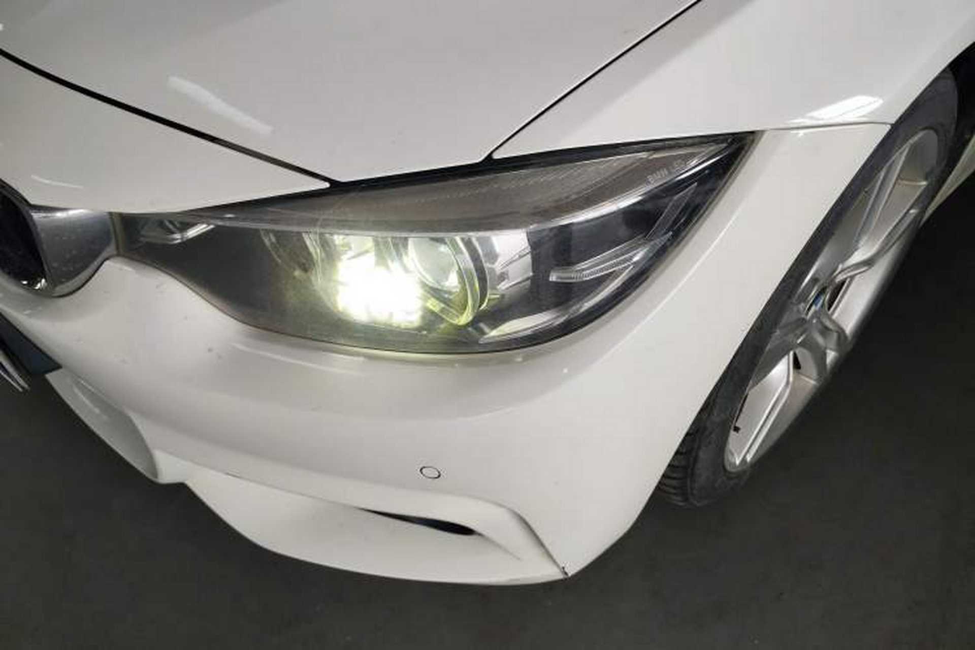 Used BMW 4 Series 2017 425i Gran Coupe Leading Model with M Sport Package Left Front Headlight