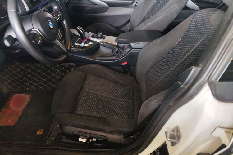 Used BMW 4 Series 2017 425i Gran Coupe Leading Model with M Sport Package Left Front Seat