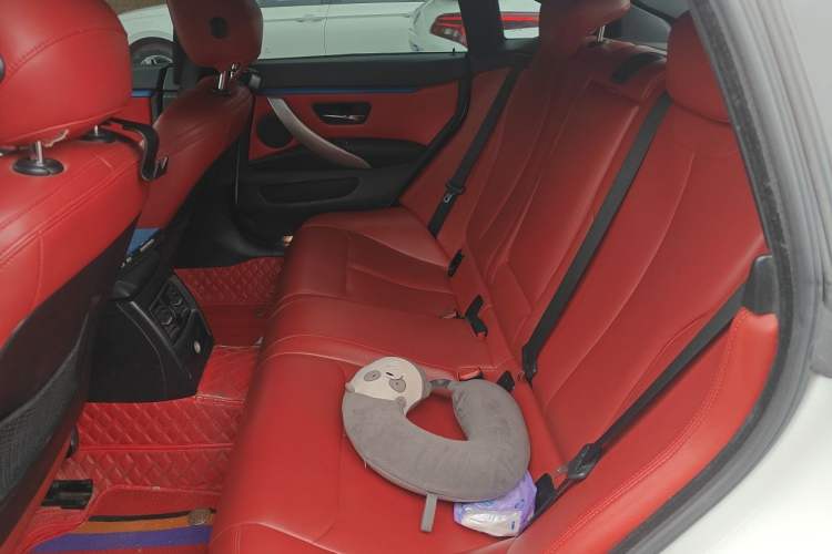 Used BMW 4 Series 2017 425i Gran Coupe Leading Model with M Sport Package Left Rear Seat